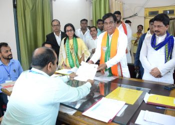 Agartala city flooded with people as BJP candidate Deepak Majumdar filed his nomination papers