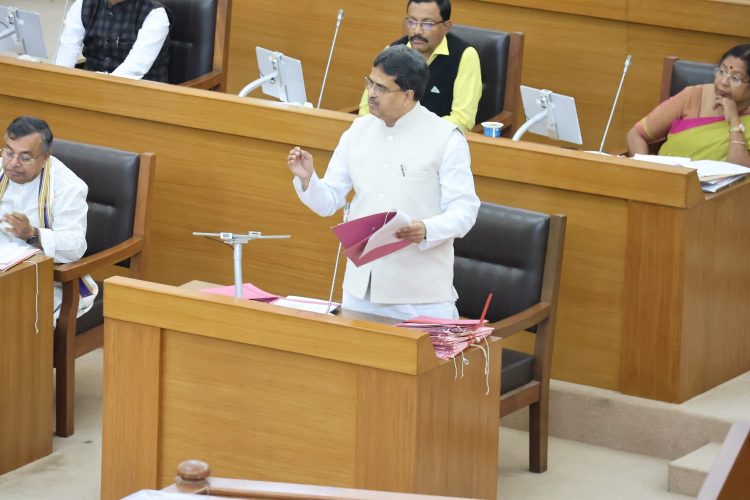 CM declares more 5% DA for Government employees, pensioners