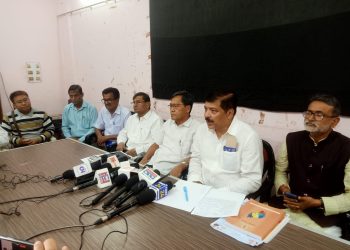 Jumbo committee of 25 members form for Lok Sabha elections