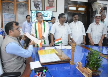 India Block Faces Challenges in West Tripura Seat as Crowd Remains Sparse
