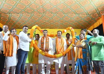 Reject INDI alliance, vote for BJP to continue flow of development: CM