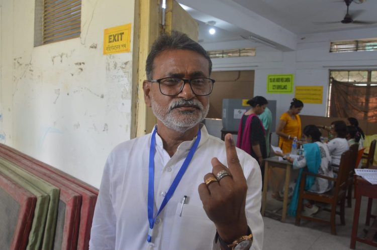 Indi Alliance Candidate Ashish Kumar Saha Votes Amid Election Allegations