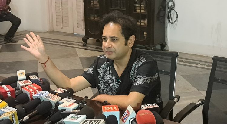 Congress must independently fight to safeguard its existence: Pradyot