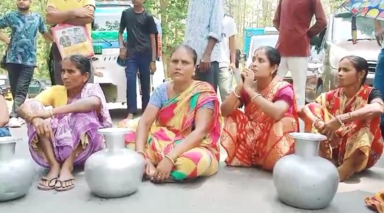 Drinking Water Crisis Grips Area Near Jawaharnagar BSF Camp