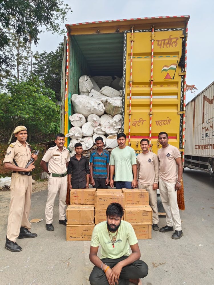 Phensedyl Seized Worth of Rs 10 Lakh