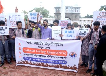 ABVP Alleges NEET (UG) 2024 Question Paper Leak, Demands CBI Probe