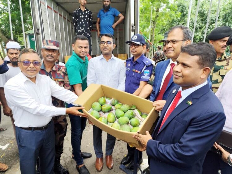 Bangladesh Prime Minister Sends Gifts to Tripura Chief Minister to Strengthen Relations