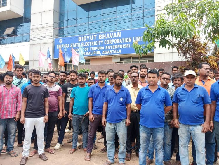 Electricity Linemen and Drivers in Bhturia Demand Improved Conditions