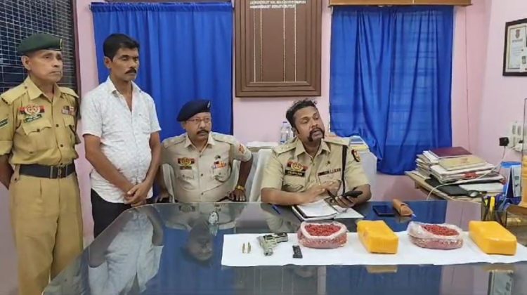 Notorious Drug Dealer Apprehended in Matinagar by Amtali Police and BSF Jawans