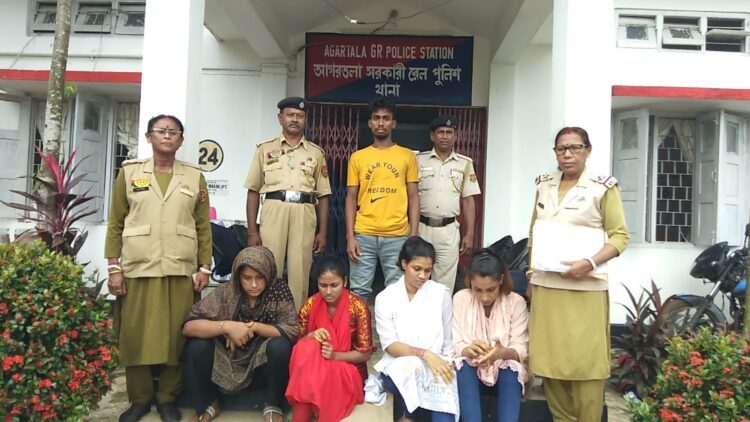 Bangladeshi Nationals Illegally Entering Tripura with Assistance from Brokers