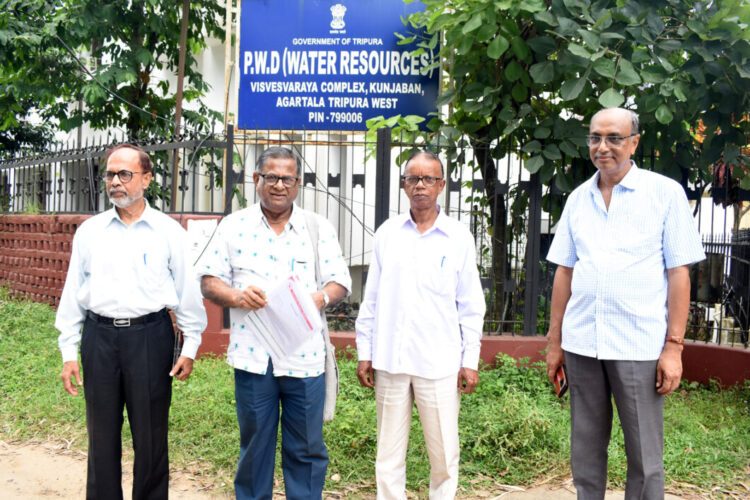 Farmers demand immediate start of irrigation pump machines