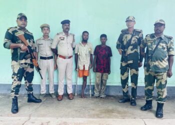 BSF Arrests Two Bangladeshi Nationals