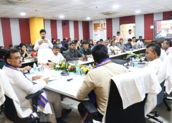 Empowering Youth with Digital Skills: Mukhyamantri Yuva Yogajog Yojana Launched