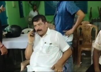 Political tension: Attack on CPM and Congress procession, several Congress workers including Sudip injured