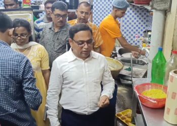 SDM Raids Restaurants and Sweet Shops in Agartala