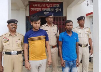 Police detaine two Indian touts