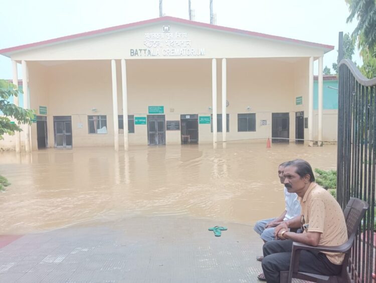 Heavy Rainfall Causes Submersion of Battala Maha Shamshan