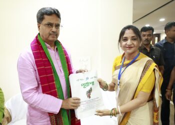 CM urges public to support local artisans, handicrafts