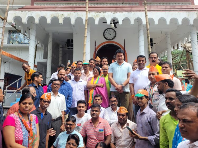 MP Biplab Kumar Deb Condemns Attacks on Minorities in Bangladesh