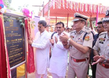 CM lays foundation for Rs 530 Crore project for water coverage in 12 towns