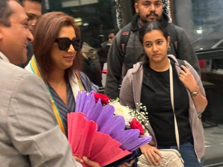 Famous playback singer Shreya Ghoshal arrived in Tripura