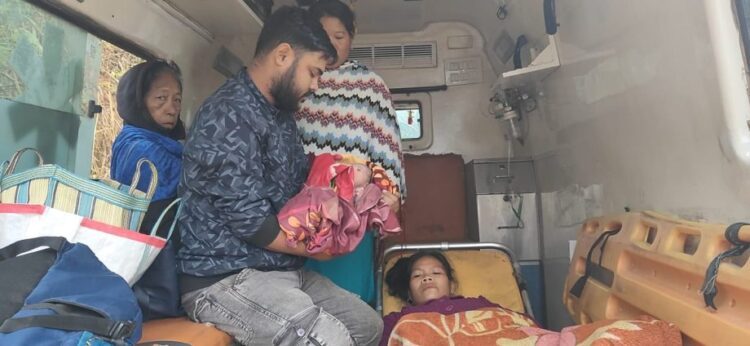 Woman delivers a baby in Ambulance