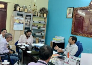 Tripura Web Media Forum delegates meet ICA Director