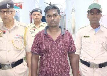 Three Bangladeshi Nationals, One Indian Tout Arrested in Separate Operations