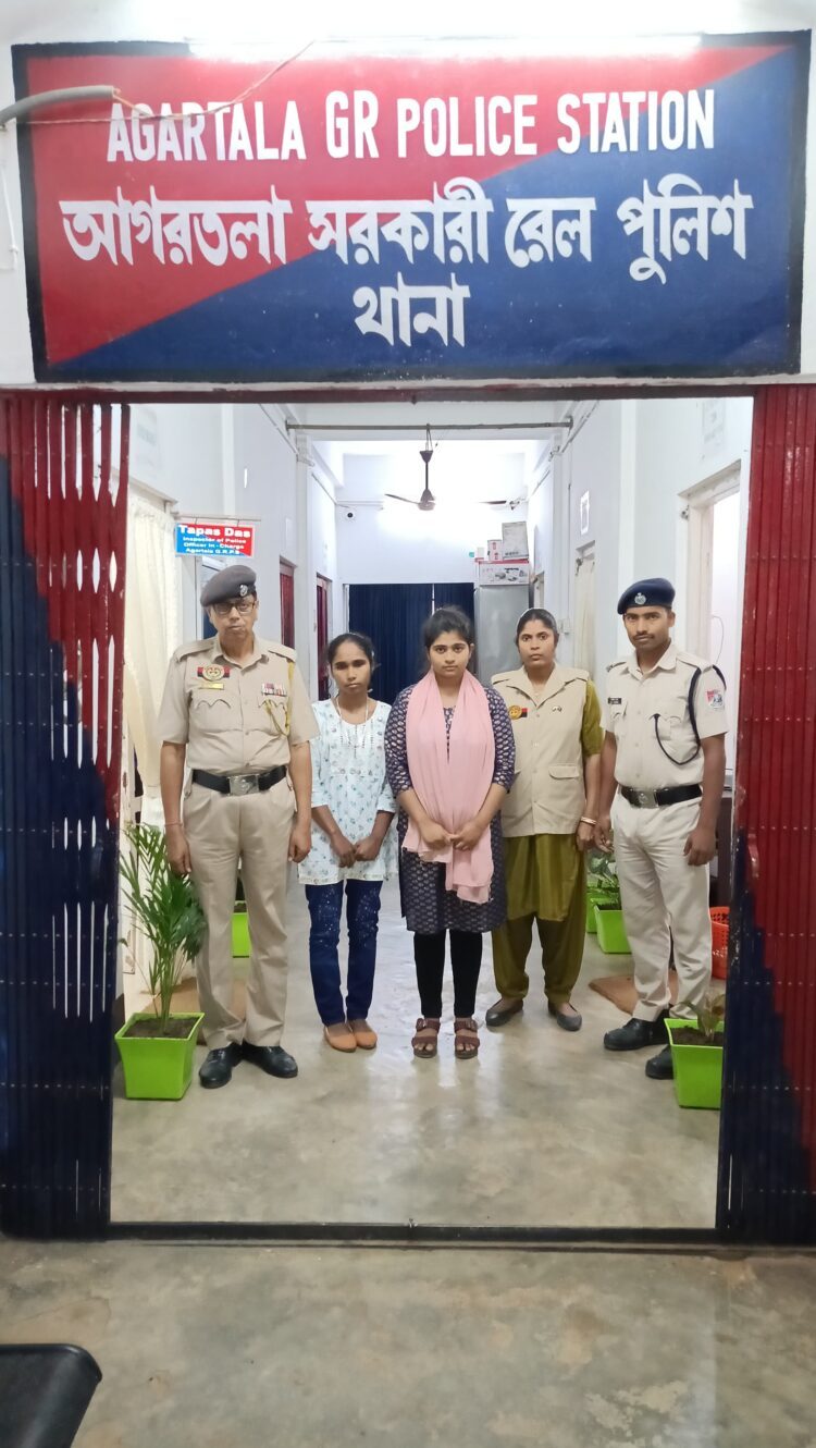 Two Bangladeshi nationals detain