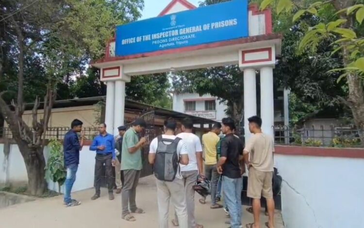 Job Aspirants Protest, Seek Completion of Jail Police Recruitment Exam