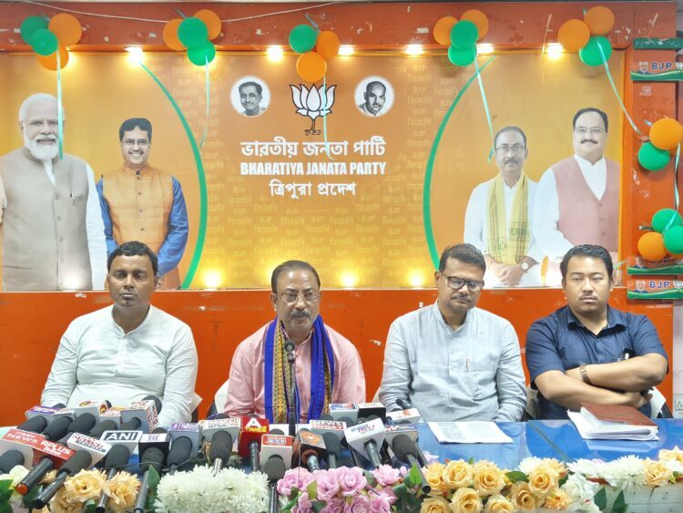 Debate Surrounds “Save the Constitution” Campaign