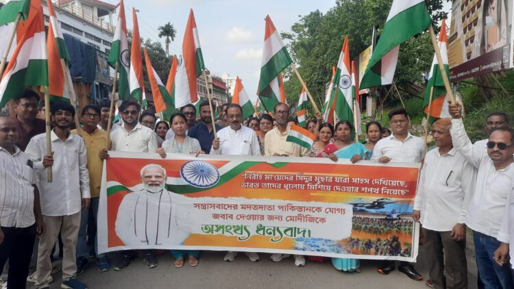 Indian Army Responds to Militant Attack in Kashmir; BJP Holds Tiranga Yatra in Agartala