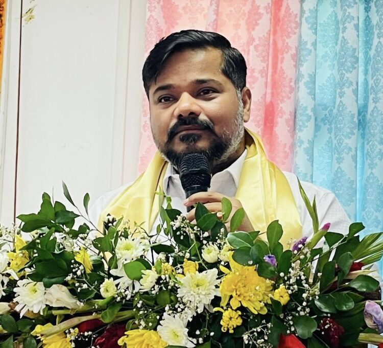 Minister Sushanta Chowdhury Flags Off Krishi Rath, Promotes Viksit Krishi Sankalp Abhiyan in Majlishpur