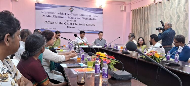 Tripura CEO Hosts Interactive Meet with Media to Promote Transparent Elections