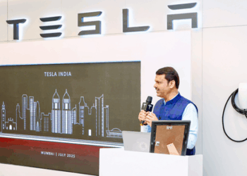 Maharashtra to Emerge as India’s Largest EV Manufacturing Hub: CM Fadnavis