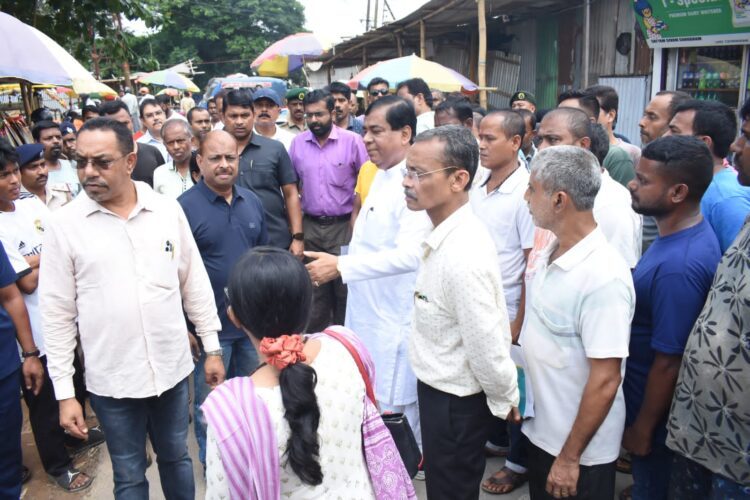 AMC Mayor Launches Fresh Push for Order, Infrastructure at Lake Chowmuhani Bazaar