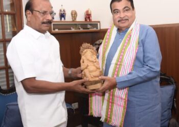 Governor Indra Sena Reddy Meets Union Minister Nitin Gadkari in Delhi