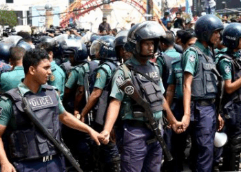 Protesters Demand End to ‘Syndicate’ in Government Hospitals; Traffic at Standstill