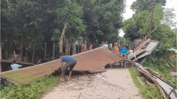 Eviction Drive Displaces 19 Families Along Howrah River in South Joypur