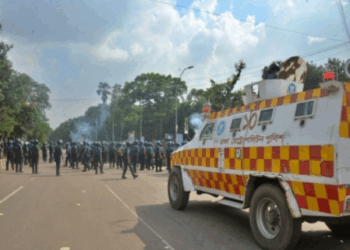 Bangladesh democracy threatened under interim government