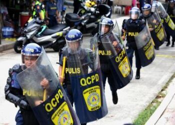 216 Arrested in Philippine Anti-Corruption Protests; Two Rebels Killed in Capiz Clash