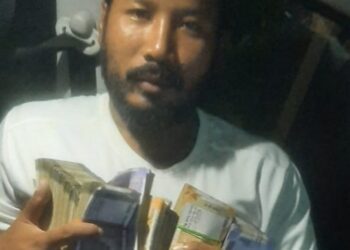 Viral Cash Video Sparks Political Row in Tripura