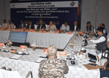 CEC Reviews Bihar Poll Preparedness, Focuses on Curbing Money and Muscle Power