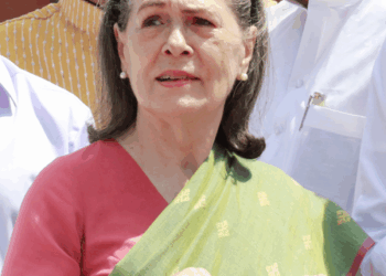Sonia Gandhi mourns Haryana IPS officer, flags alleged discrimination