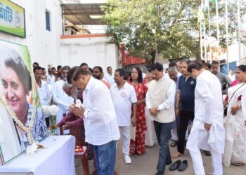 Tripura Congress Pays Tribute to Indira Gandhi on Death Anniversary