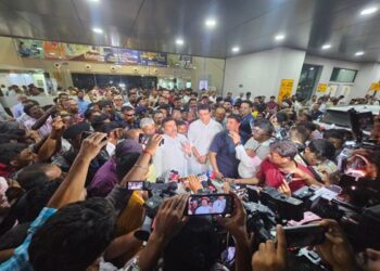 North Bengal: BJP MP, MLA attacked during flood relief efforts