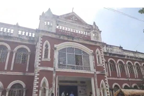 Agartala School Fan Collapse Injures Student; Parents Protest