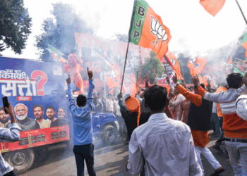 NDA poised for big Bihar win as MGB faces crushing loss