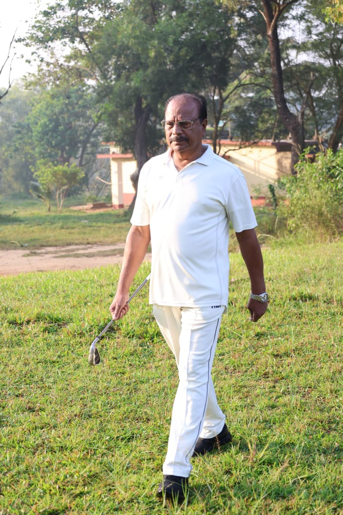 Governor Nallu praises BSF during visit to Salbagan Golf Course