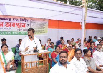 Birajit Sinha levels illegal immigration charge against Tinku Roy